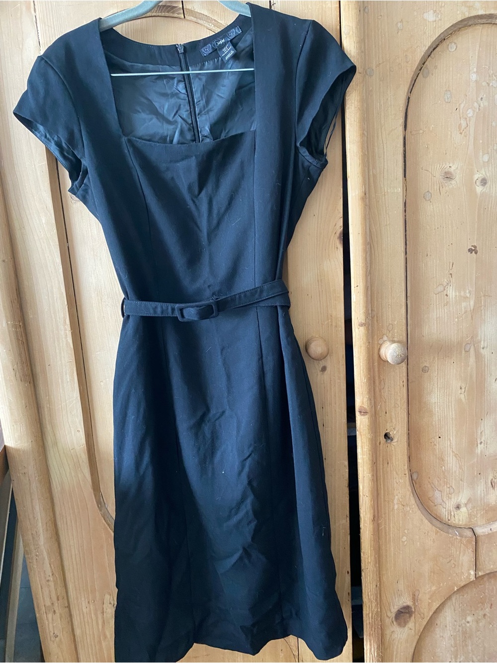 H&M Black Square-Neck Cap-Sleeve Belted Dress